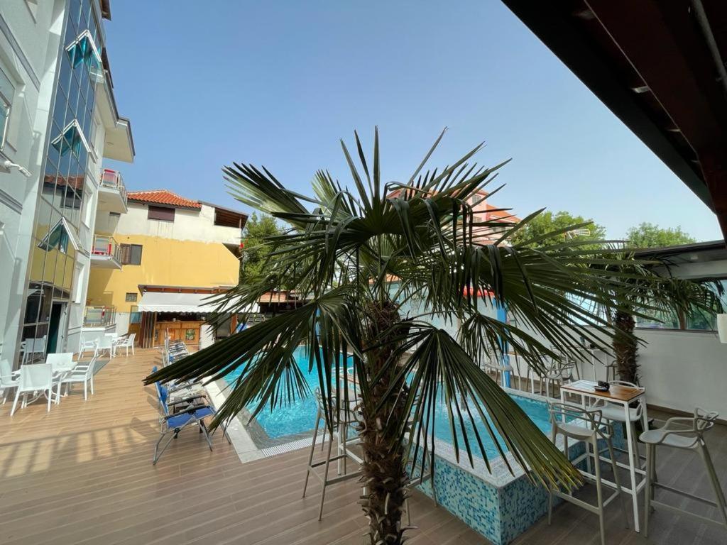 Brian Hotel Velipojë エクステリア 写真