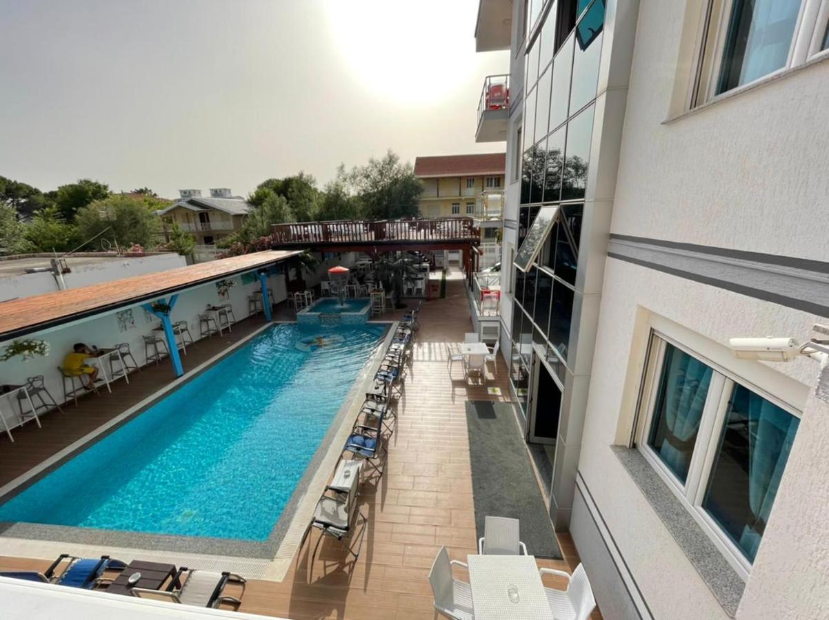 Brian Hotel Velipojë エクステリア 写真