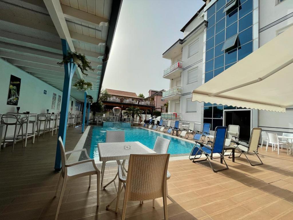 Brian Hotel Velipojë エクステリア 写真